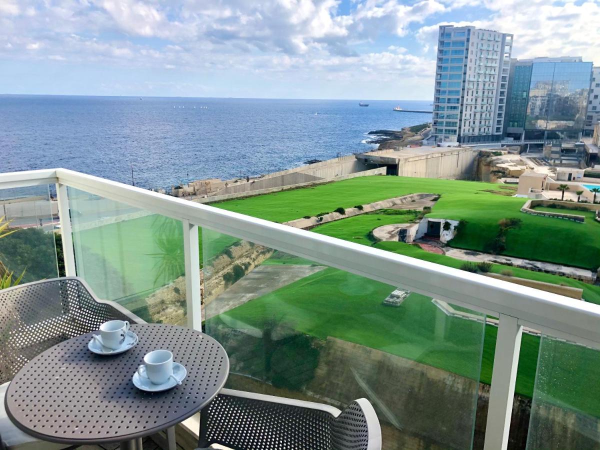 Stylish Seaview Apartment In A Prime Location سليمة المظهر الخارجي الصورة